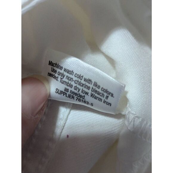 St. John's Bay Women's White Solid Skinny Leg Mid-Rise Jeans Size 22W NWT - Picture 8 of 8